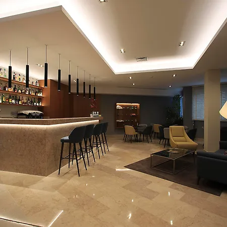Consolata 4*